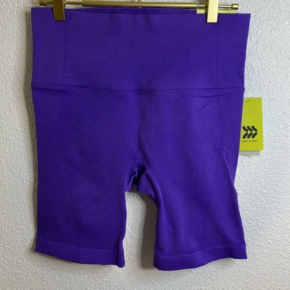 NWT- All in Motion- bright purple, high waisted seamless biker short- size large